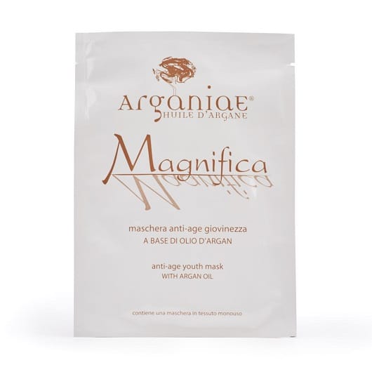Антивозрастная тканевая маска для лица с морскими экстрактами Magnifica